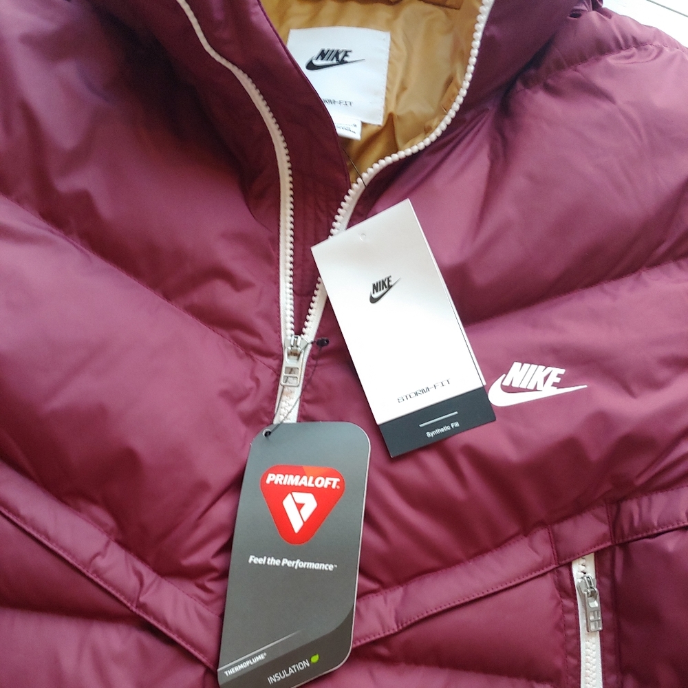 NIKE NEW Storm Fit Puffer Jacket - Picture 3 of 15